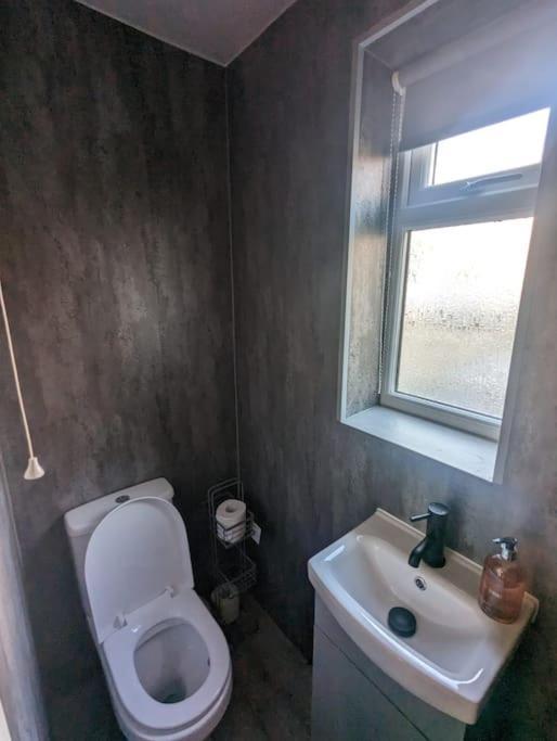 Cottage/Boutique Style - Free Parking & Wi-Fi Кингстон-апон-Халл Экстерьер фото